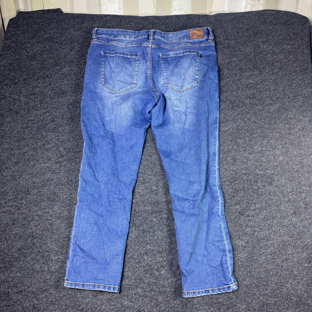 Tahari Jeans Womens 16x33 Blue Denim Cotton Stretch Medium Wash Skinny Leg